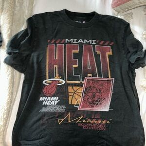 Abercrombie Graphic T-shirt